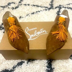 NWT Christian Louboutin Medinana Flats